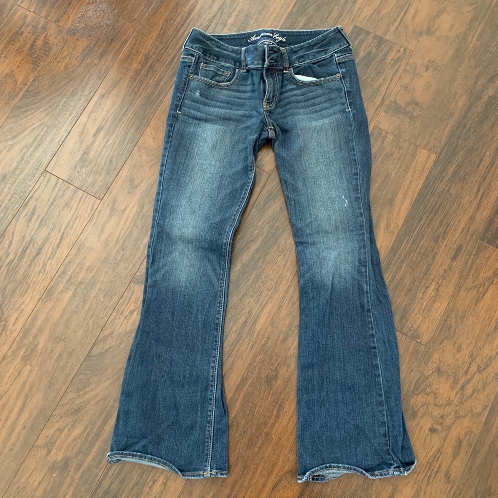AE Artist Jeans